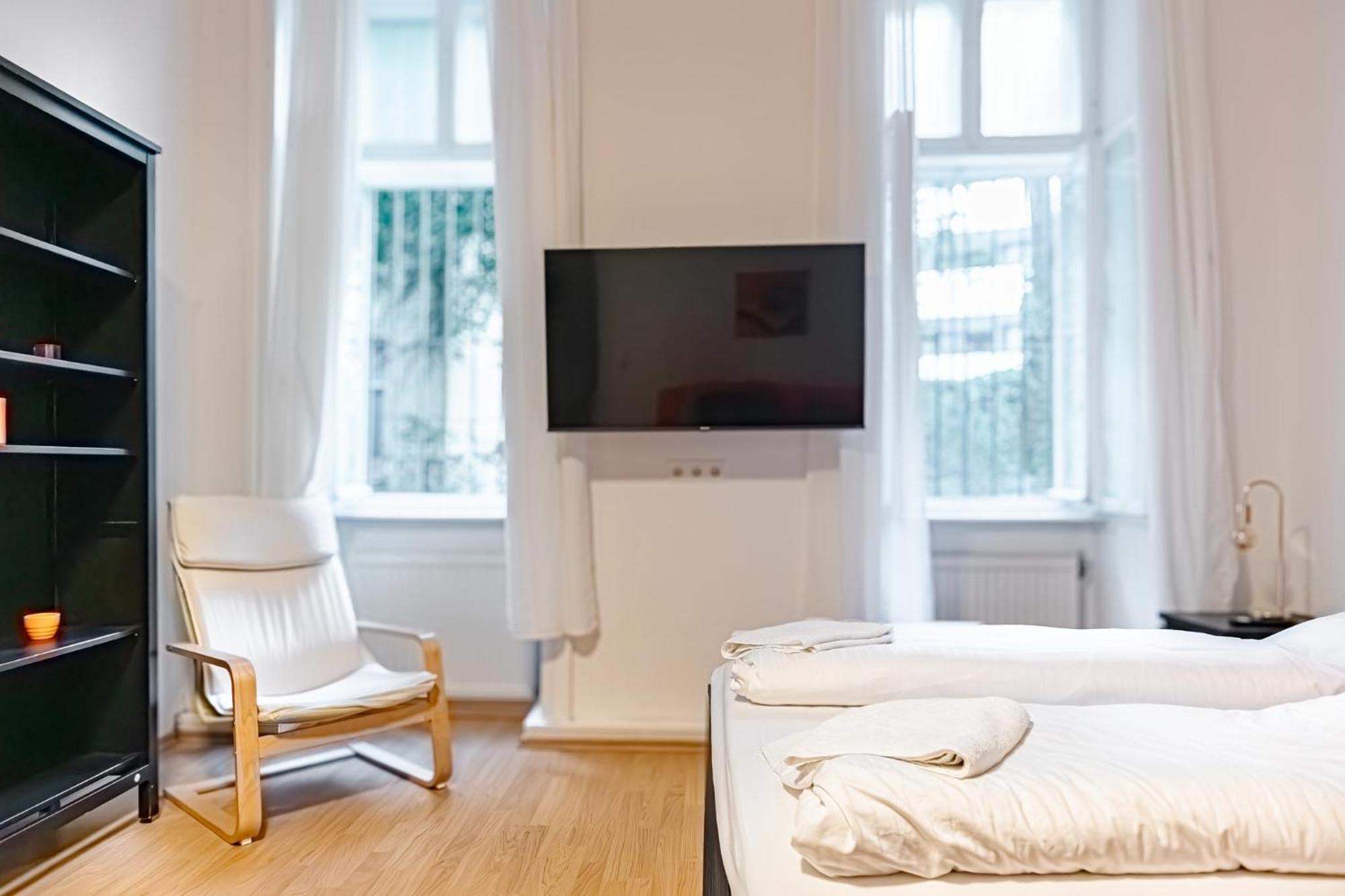 Chic Apartment - Very Central And Well Connected Вена Экстерьер фото